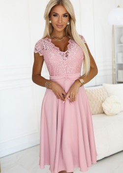 381-6 Елегантна рокля от шифон в розово