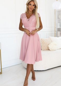381-6 Елегантна рокля от шифон в розово
